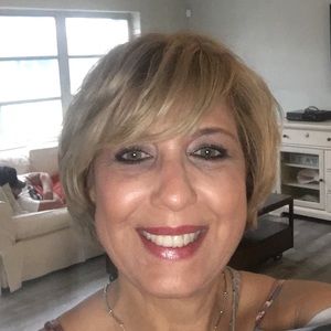 Meet your Posher, Suzanne